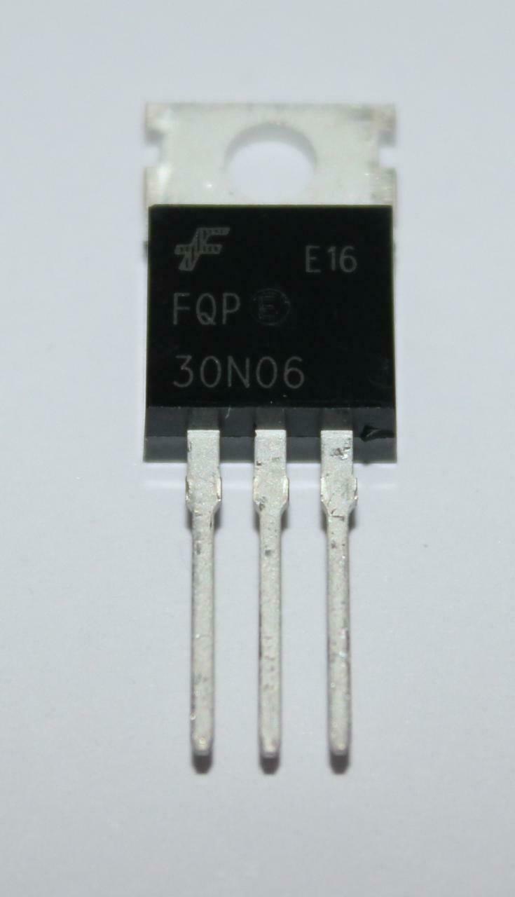 Transistor Mosfet FQP30N06L 60V 30A Canale N In Package TO-220 Per Progetti Elettronici E Arduino