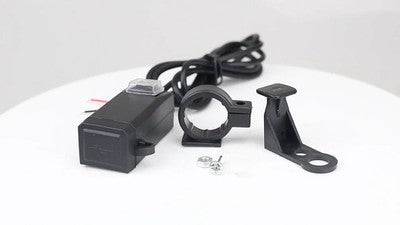 Caricatore USB Moto Impermeabile 12V Con Doppia Porta Ricarica Rapida QC3.0 Voltmetro Digitale E Interruttore On Off Universale Per Manubrio