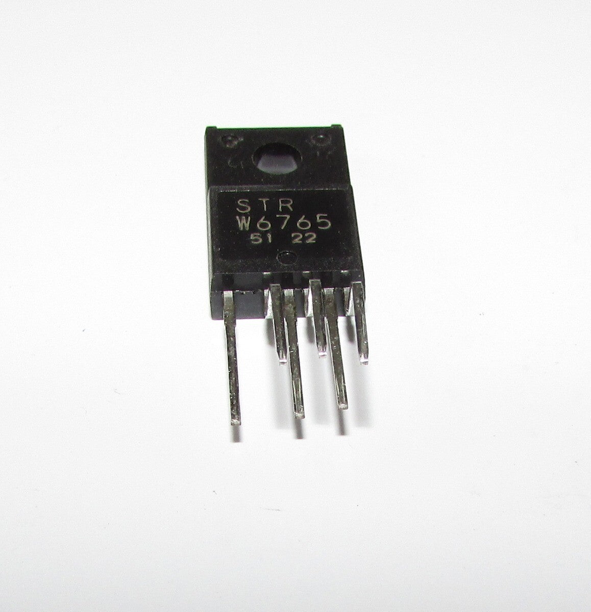 Circuito Integrato STRW6765 Regolatore Di Tensione Switching TO220-6PIN Per Riparazione TV Toshiba 42WLT58 E Alimentatori