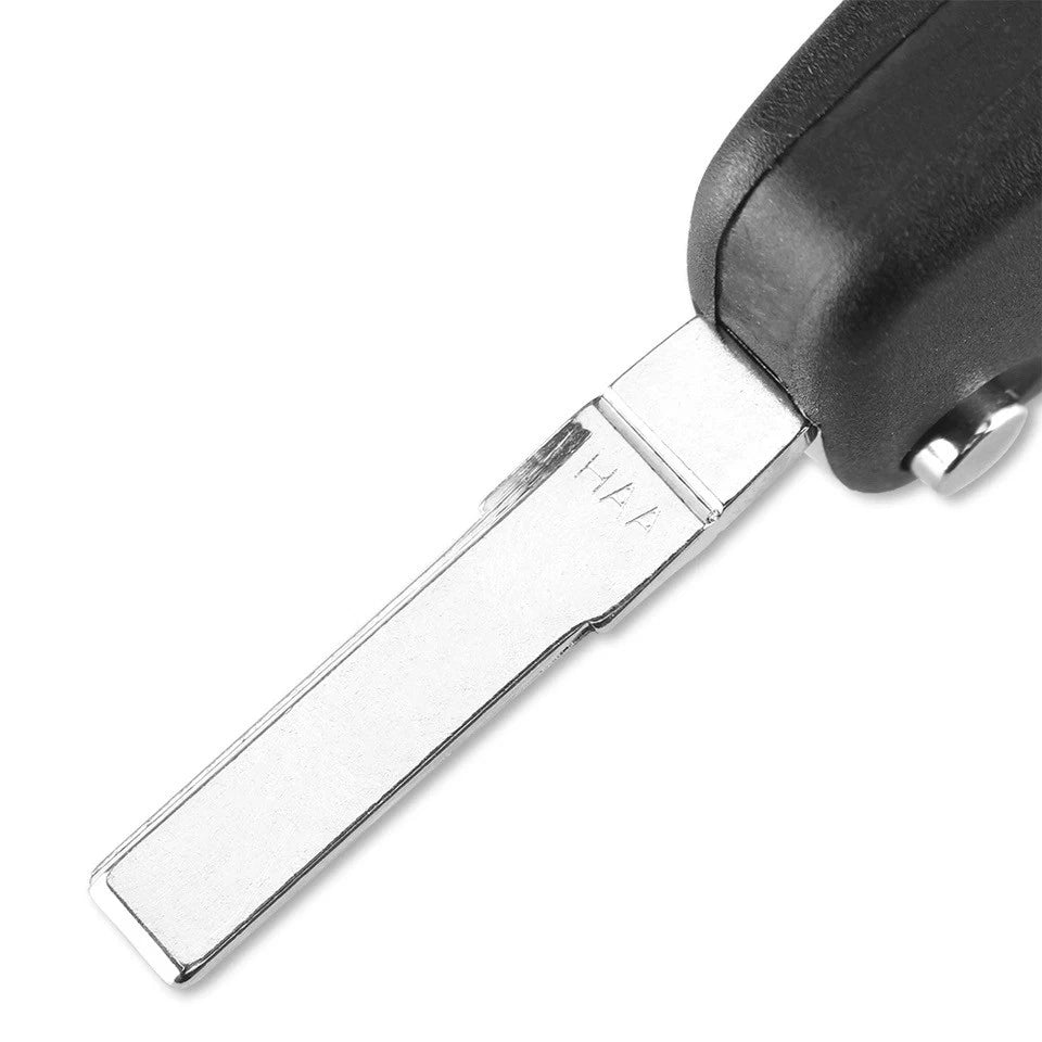 Guscio Chiave Compatibile Per Auto Audi A1 A3 A4 A5 A6 TT Q5 Q7 Ricambio Tre Tasti Con Lama A Scatto