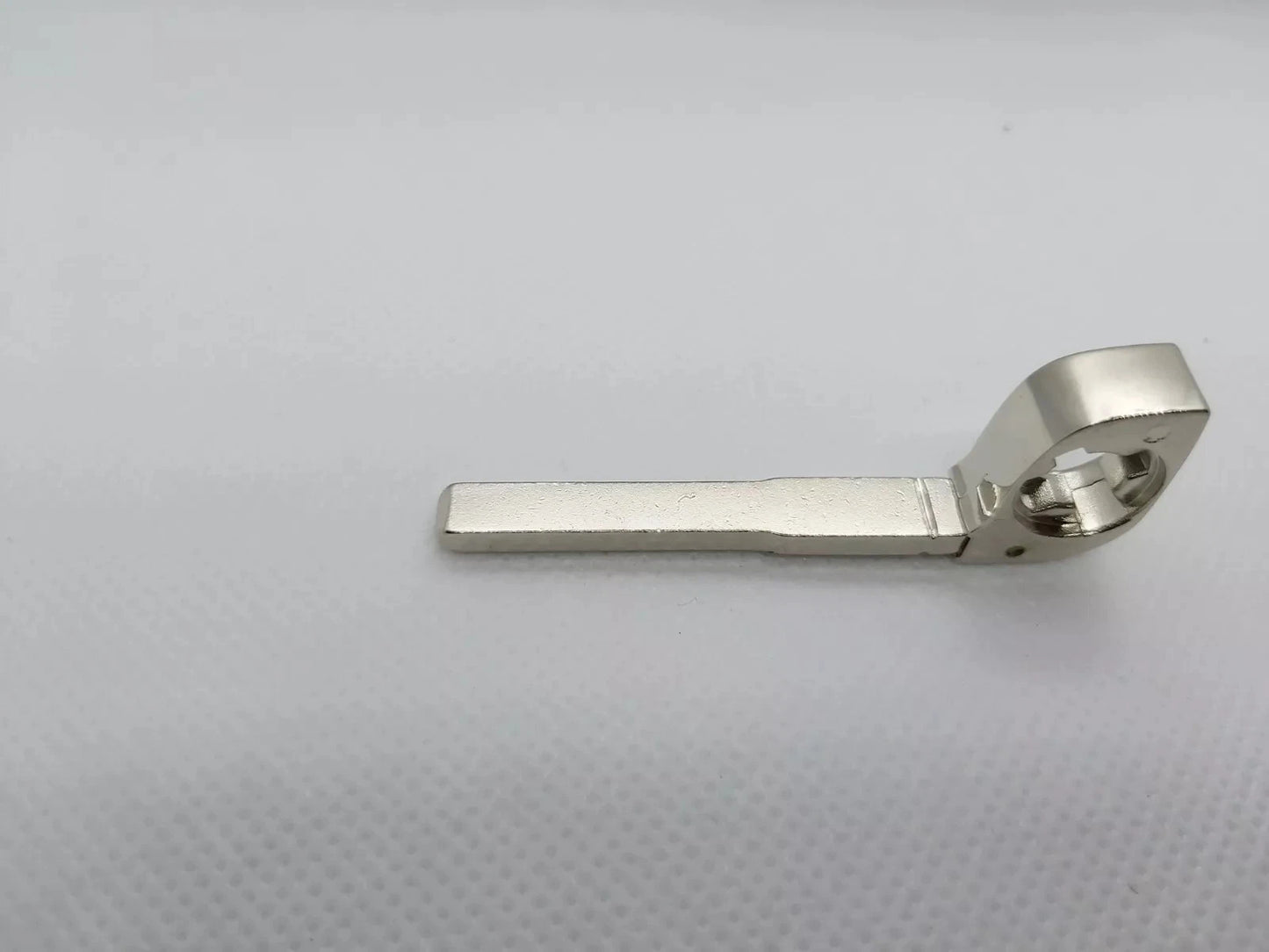 Guscio Chiave Ricambio Per Ford Kuga Fiesta Focus C-Max Transit - Telecomando 3 Tasti Alta Qualità IEA Con Lama A Scatto