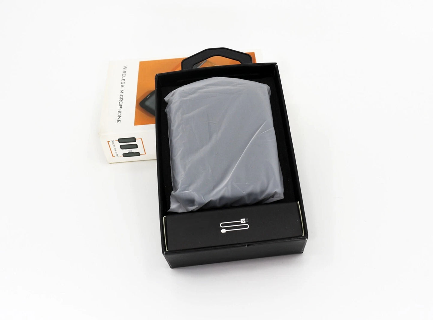 Microfono Lavalier Wireless Professionale Doppio con Custodia Ricarica USB-C