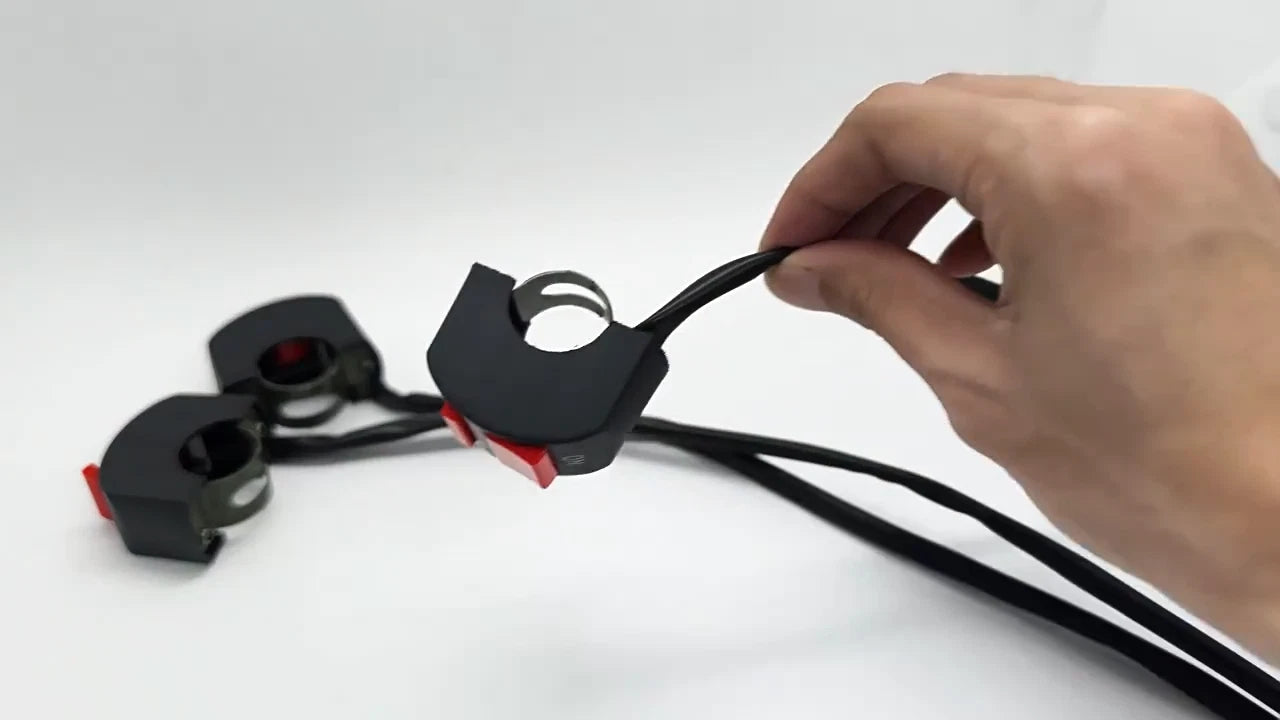 Interruttore Manubrio Moto Universale 12V 10A Per Luci LED E Fari Ausiliari Certificato CE Impermeabile Per ATV E Quad